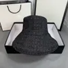 Desingers Bucket Hat роскоши широкие шляпы Brim Сплошное письмо Sunhats модная тенденция