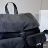 2023 Designer de mode unisexe luxe noir sacs à dos sacs d'école taille moyenne nylon étudiants sac extérieur voyage sacs à bandoulière sac à dos pour haut