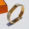 2022Hoge kwaliteit designer design armband roestvrij staal gouden gesp armband mode-sieraden heren en dames armbanden