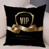 CuscinoCuscino decorativo geometrico nero VIP lettera di invito fodera per cuscino custodia in cartone animato per divano decorazioni per la casa peluche super morbido Pi9319338