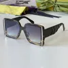 Projektantka Kobieta Okulary przeciwsłoneczne dla mężczyzn typu światła blaczenki Mężczyzna Driving Shade okulary Wysokiej jakości okulary UV duże metal211v