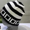 Hela bokstäver Mens Beanies Fashion Women Cashmere Hats Bonnet Designer Beanie Elastic Winter Kaps ull hink för kvinna Casquette