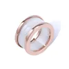 Дизайнерское винтовое кольцо мужское кольцо мужская пара черная керамика 1-3 становятся высококачественными золотыми украшениями с размером коробки 5-12 Rose Sier Ron