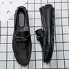 Scarpe uomo scarpe classiche moda italiana stile in vera pelle di cuoio mocassini slip-on di buona qualità uomo scarpe di lusso mocassini leggeri