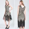 Kvinnor 1920-talets vintage Great Gatsby Dress Double V-ringad ärmlös pärlstruckning Tasselklänning Art Deco Flapper Dress for Party 220423