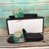 Designer feminino desliza homens chinelos sandálias de luxo marcas sandálias floral floral engrenagem plana de couro bot de borracha chinelos casuais verão