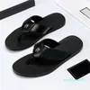 2022 Fashion Svart mjuka läder sandaler mulor somrar Slide Slippery Flat Chain Sandals breda t-bar casual strandslip sandaler