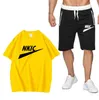 Träningsoveraller herr Sportdräkt Morgonlöpning Casual Kortärmad t-shirt herr Enkel Casual Fempoängsshorts Fitness Tvådelat set Märke LOGO Print