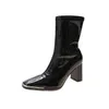 HBP outono e inverno novas mulheres botas de metal de metal elástico fino couro patenteado preto de salto grosso de salto grosso sapatos de mulher curta 220525