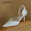 SOPHITINA Femmes Pompes Été Luxe String Perle Chaussures Côté Vide Haute Qualité En Cuir Solide Couleur TPR Femme Chaussures AO819 210513