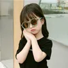 レトロなラウンドキッズサングラスファッションデザイナー子供サングラス男子女の子赤ちゃん屋外ゴーグルシェードアイウェア