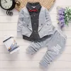 2 pezzi Baby Boys Set di abbigliamento stampa floreale Faux-due design a maniche lunghe per bambini Set di vestiti da gentiluomo britannico 1078 E3