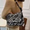 Sac de créateur sac à main modèle grande capacité automne et hiver toile chaîne aisselle simple épaule