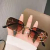 새로운 광장 선글라스 여성 럭셔리 빈티지 브라운 안경 패션 oculos de sol feminino Zonnebril Dames Lunette de Soleil Femme Y220315