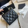 Ny Mini Handle Messenger Bag French Famous Designer Chain Designer Crossbody Handbags Woman Outdoor Sacoche Street Lyxig ryggsäck Plånbok med liten spegel