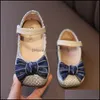 Chaussures de plein air athlétiques bébé enfants maternité filles bébé printemps 2021 coréen mignon papillon-noeud fond souple en cuir Chic pour fête princesse