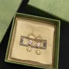 Designer-Chic-Diamant-Blumen-Charm-Ohrringe, Doppel-Buchstaben-Kristall-Ohrringe, florale Designer-Anhänger-Ohrringe, Geschenkbox für Frauen