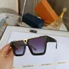 Fashion Classic Design Polarized Luxury Sunglasses Men Ladies Sunglasses UV400 Glasses Polaroid Lens 31008 with Case