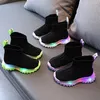 Размер 21-30 Детские носки обувь со светодиодными светильниками сетчатые кроссовки для детей девочки девочки для детей дышащие светящиеся туфли для малышей 220429