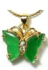 Charmig Green Jade Butterfly Pendant Halsband 17.5 tum AAA