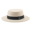 Bérets Chapeaux Pour Femmes Fedoras Flat Top Luxe Casual Large Bord Solide Chapeau Feutré Hommes Casquettes Jazz Cap Western Cowboy Mariage SombreroBérets