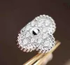 S925 Silver Luxurisk kvalitet 1 5 cm Charm Flower Clip Earring med all diamant i Platinum Color for Women Wedding Jewelry Gift HA261L