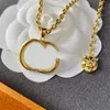 Colliers pendentifs de mode Collier de luxe Collier Gold Womens Men Designer Bijoux Dimond Lettres Love Collier Gift Uni6671093