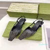 Slingback Sandals von Fashion-Women Pump Slingback Schuhe werden in schwarzem Netz mit Kristallen funkeln