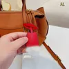 Nieuwe mode damesschoudertassen Designer Crossbody messenger tas echte lederen handtassen bruine bakken ontwerper handtas dames hobos portemonnee dame koppeling portemonnees