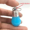 Renkli LED KEYCHAIN ​​Kolye Mini Ampul Anahtar Key Zincirleri Açık Aydınlatma Partisi Atmosfer Malzemeleri Keyasyon