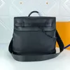 Sac emblématique M44731 Handbag Men Business Small Classic Crossbody Designers Fashion M55701 Chaîne décontractée Taurillon Leather Man épaule ghtpv