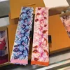 Modekedjetryck silkescarf för handväskor kvinnor väskor bokstäver blomma wraps hårband 17 färger storlek 6*120 cm