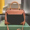 Nova temporada mini sacola moda feminina bolsa feminina bolsa de ombro cruzamento corpo luxo couro macio e forte espaço claro grande hardware perfeito