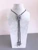 Papillon Placcatura in argento Sella Stivali da cowboy a ferro di cavallo Collana con cravatta Bolo Disponibile anche negli Stati Uniti