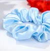 Scrunchies per capelli con LED Abbigliamento da palcoscenico Copricapo da rave Illumina la coda di cavallo in raso al neon Elastici per capelli Anello per capelli luminoso e luminoso per le donne Festa di compleanno per ragazza