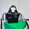 Kvällsväska axel ny hink s tote handväskor kvinnor designer-handväskor mode vävande läder designer handväska crossbody korg purses 0507