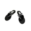 Kvinnor Lyxiga tofflor Designer sommar damer glider designer diamantkedja platt strand skor mode flip flops sandal storlek 35-41