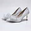 2022 Cendrillon Perles Chaussures De Mariée Strass Chaussures De Mariage Avec Fleur Véritable Femmes