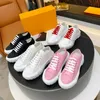 Casual shoes Women's Designer sneakers Retro shoes Fashion Designer shoes Canvas letter leather solid color matching women's shoes