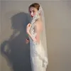 Veaux de mariée les plus récents 1M à une couche blanc / ivoire en dentelle Applique Elbow Veaux Courts Appliques accessoires de mariée