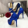 Designer-Designer-Freundin, modische Damenschuhe, blauer Kristall, Strass, spitze Zehenpartie, Stilettoabsatz, High Heels, Pumps, Braut, Hochzeitsschuhe, BH