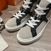 2022 أزياء بلوك عارضة أبي أحذية جلد طبيعي أحذية رياضية شبكة ثلاثية أسود أبيض تنفس القوس منصة الأحذية Size35-45