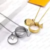 Pendant Necklaces for Men Women Designer Necklaces Letter Circle Rings 2 Colors Couple Accessories