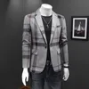 2023 Spring New Light Luxury Luxury Business Dust Dust Disual Trend Trend Plaid Print Supal Suit All-Match Slim Coat Man Big Fat Man