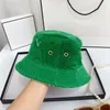 Diseñadores sombrero con forma de cubo moda mujer hombre visera sombreros Color sólido letra transpirable gorra boina sombrero de diseñador de alta calidad