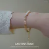 Chaîne à maillons élégant feuilles de laurier Bracelet de perles d'or pour les femmes Design de luxe sens polyvalent charme feuille Bracelets bijoux de fête N069Link La