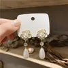 Lampadario pendente Orecchini lunghi con perle di goccia d'acqua di fiori coreani per donne eleganti bianchi bellissimi nuovi gioielli Pendientes