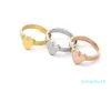 2022 nueva calidad superior extravagante corazón simple amor anillo oro plata rosa colores acero inoxidable pareja anillos moda mujer diseñador joyería