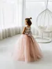 Piękne różowe sukienki dla dziewcząt na wesela Jewel Niciu Tiul koronkowy przycisk podłogi przycisk Pokryty Formalne dziewczyny