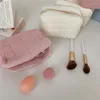 Lindo bolso de maquillaje de piel de color sólido para mujer k10